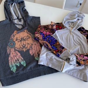 2 women’s hoodies sweatshirt size m